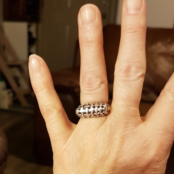 925 silver ring size 8 - Picture 1 of 6